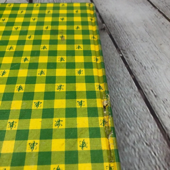 vintage cookbook favorite recipes of America salads  1968 - Picture 5 of 9